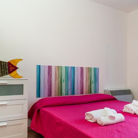 Nora Guesthouse Rooms And Villas 풀라 외부 사진