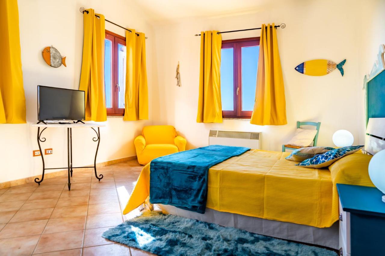 Nora Guesthouse Rooms And Villas 풀라 외부 사진