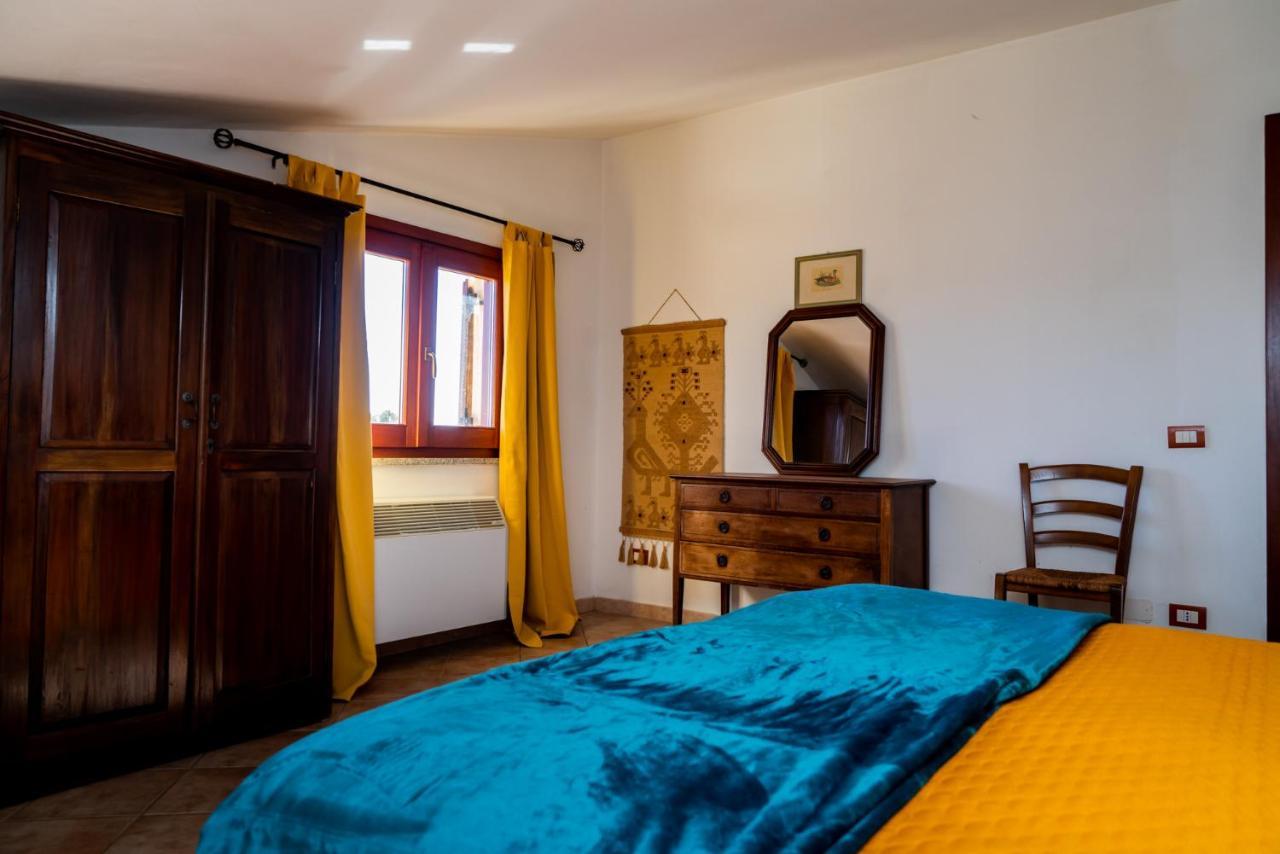 Nora Guesthouse Rooms And Villas 풀라 외부 사진