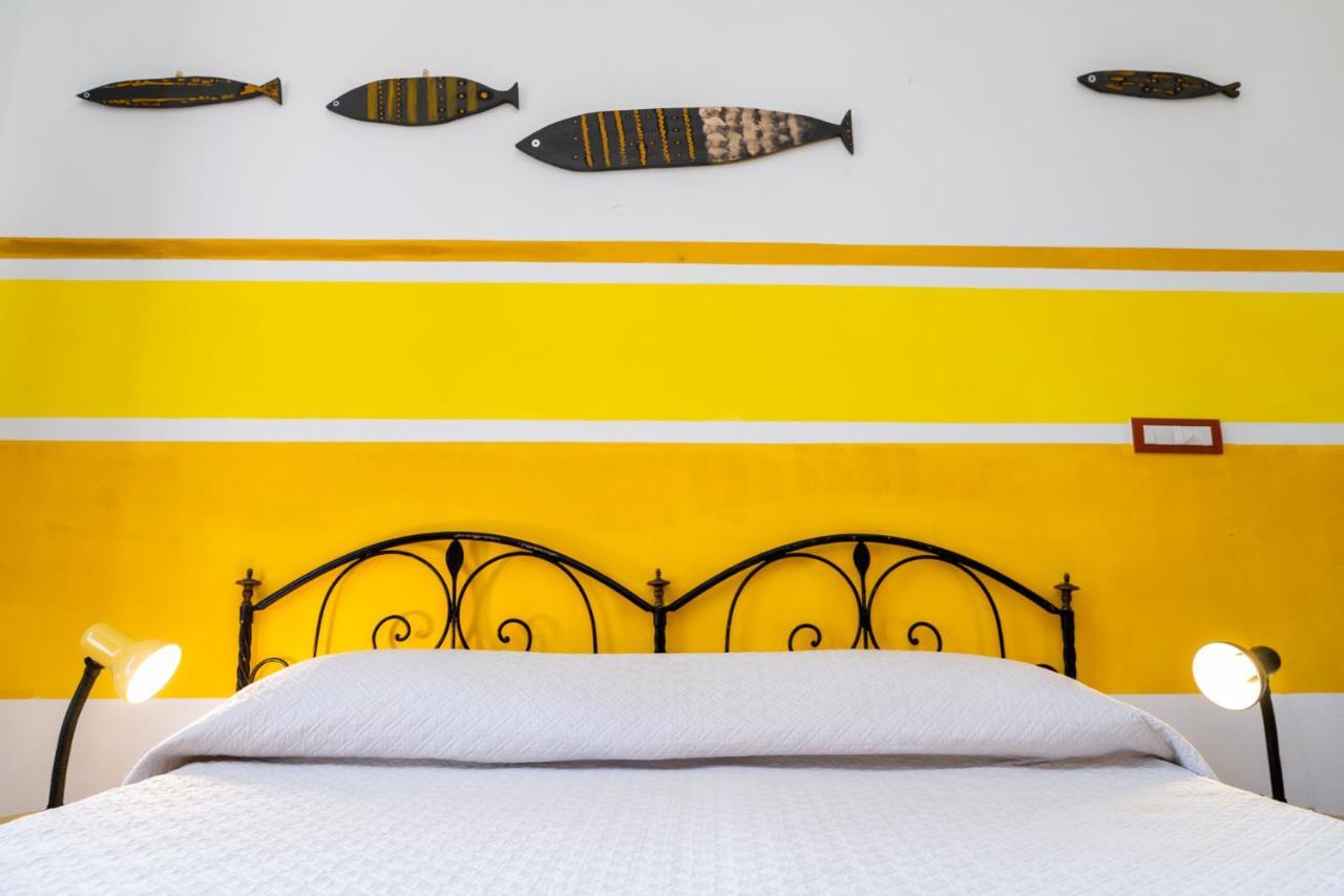Nora Guesthouse Rooms And Villas 풀라 외부 사진